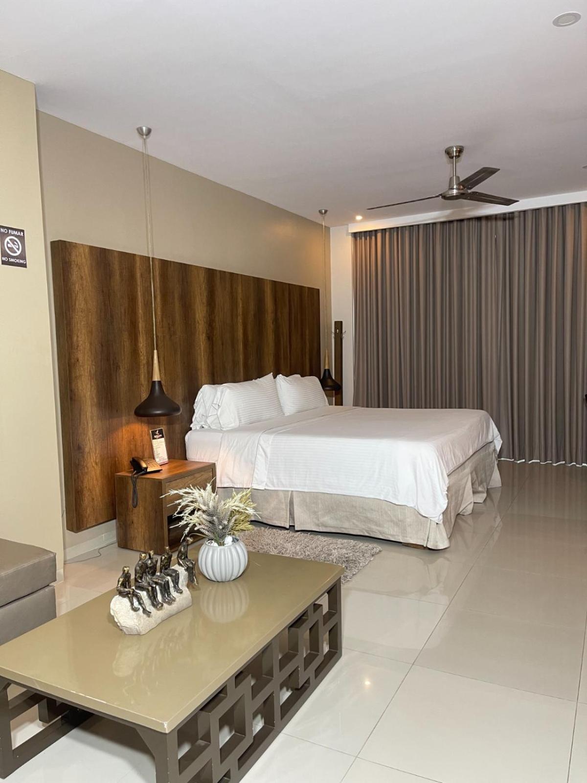 Hotel Santorini Loft Monteria Bagian luar foto