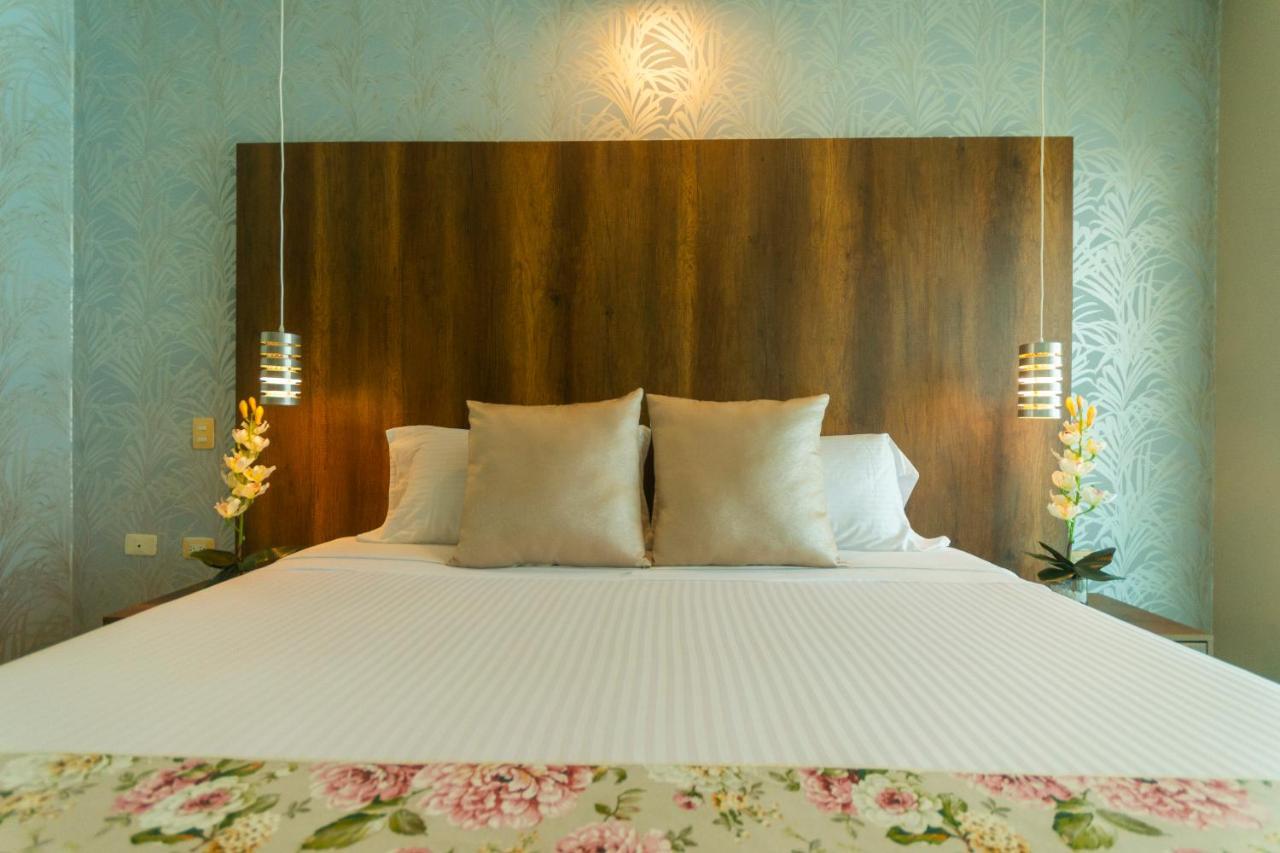 Hotel Santorini Loft Monteria Bagian luar foto